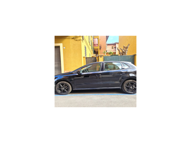 volksvagen-polo-bi-fuel-16-gpl-5-porte-small-3