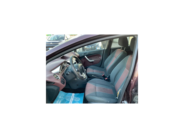 ford-fiesta-14-gpl-95cv-5-porte-small-3