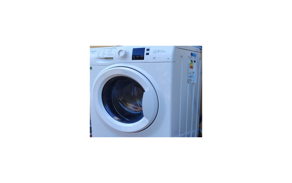 lavatrice-ariston-a-inverter-big-0